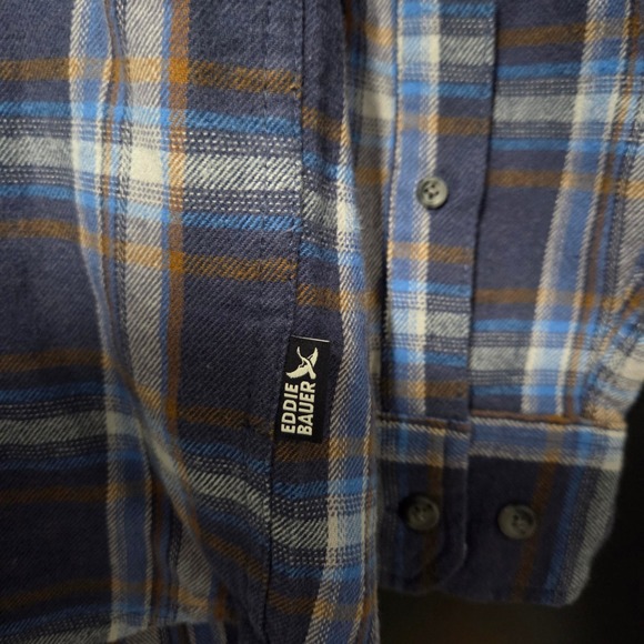 Eddie Bauer Mens Medium Flannel Shirt Long Sleeve Plaid Button Up - Picture 5 of 10